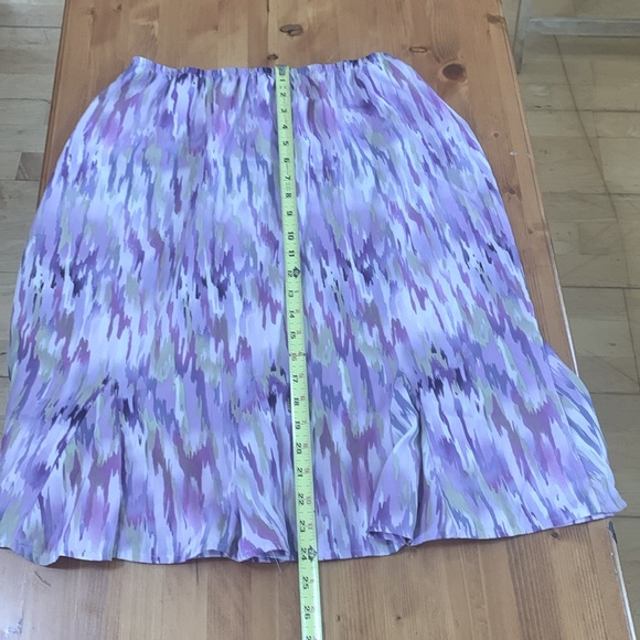 Multi-purple shade skirt - Picture 2 of 4